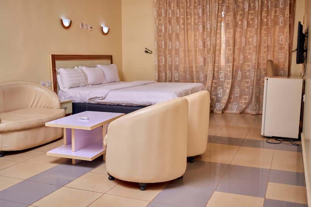 room05 room05